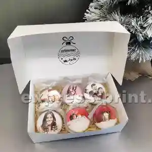 Комплект: Подарунковий бокс з ялинковими пластиковими кулями 6 шт з Вашим фото